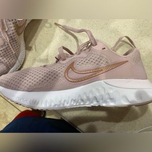 Nike renew womens